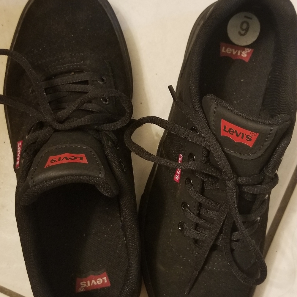Levi's Womens Sneakers